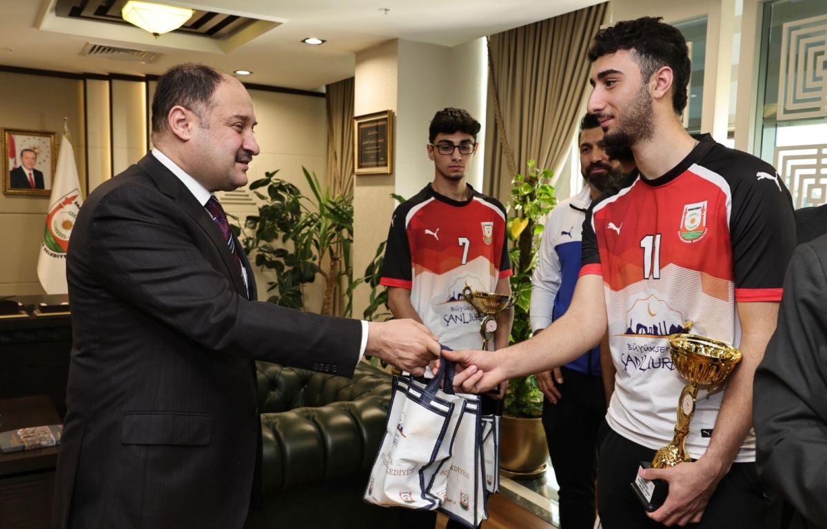 *VALİ ŞILDAK; “EĞİTİMDEN MAHRUM BIRAKILMIŞ BİR TEK ÇOCUĞUMUZ BİLE KALMASIN”*
