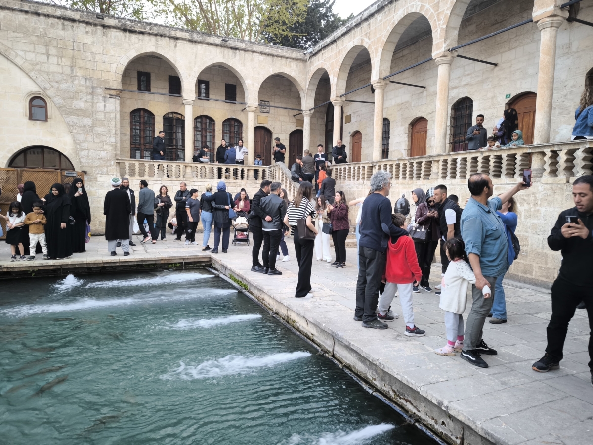 *ŞANLIURFA'DA BAYRAM YOĞUNLUĞU*