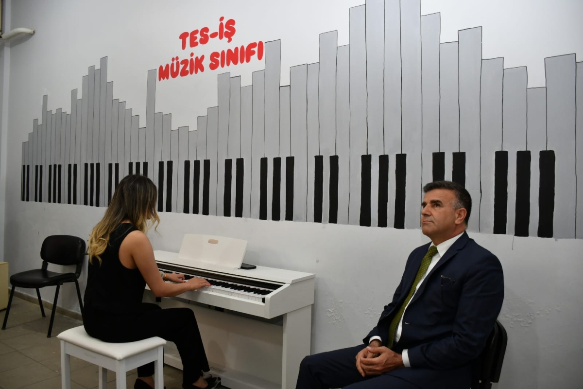 TES-İŞ Anadolu Lisesi’nde Şölen Gibi Etkinlikler: Bir Proje Okulundan Daha Fazlası