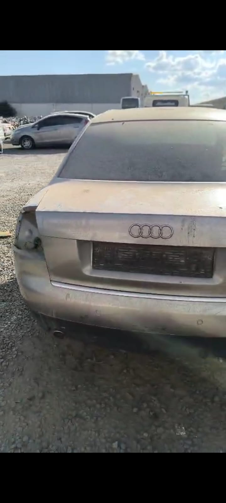Audi A4’ü Çekiciyle Çaldılar, Serbest Kaldılar