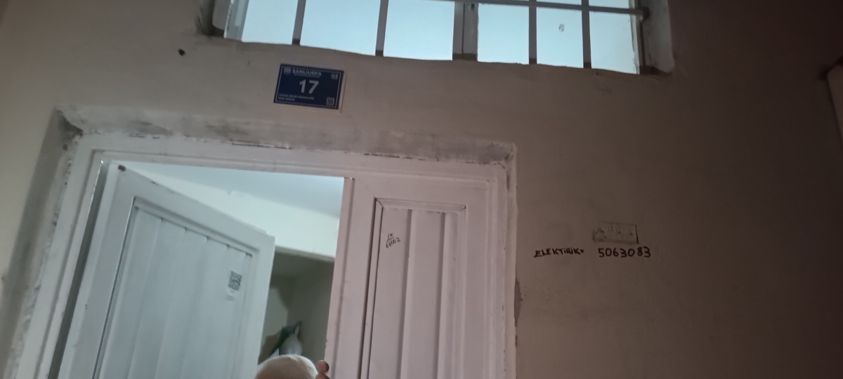 100 Yaşındaki Niyazi Amca Açlıkla Savaşıyor!