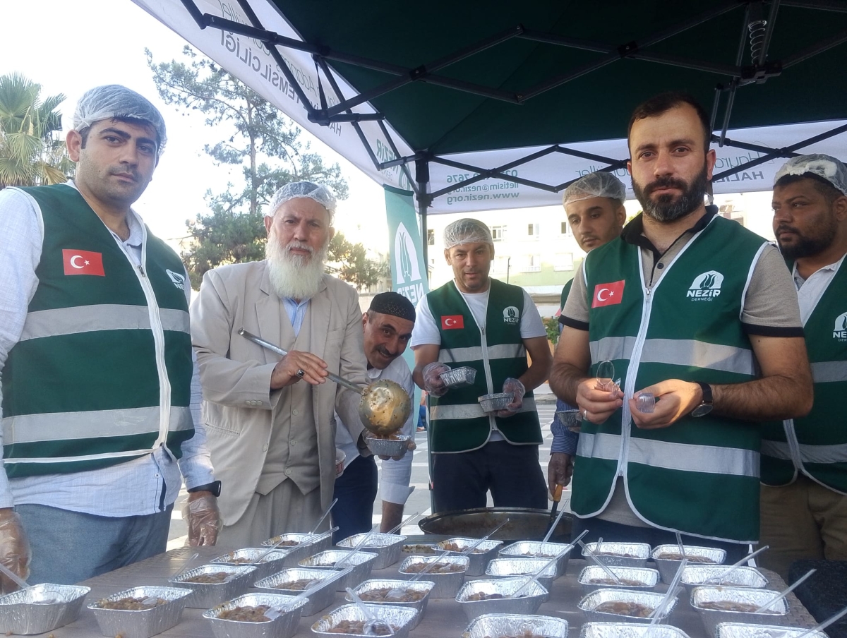 Nezir Temsilciliğinden Aşure Günü Etkinliği: 1200 Kişilik Aşure İkramı