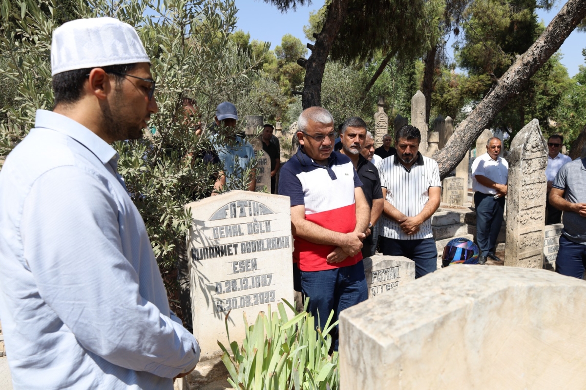 İHA Muhabiri Muhammet Abdülkadir Esen, Mezarında Anıldı