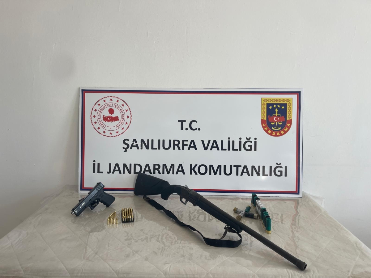 Şanlıurfa’da Ruhsatsız Silah Operasyonu: Çok Sayıda Silah ve Mühimmat Ele Geçirildi