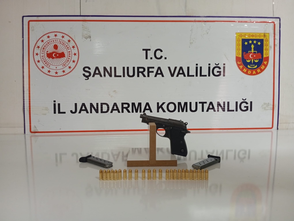 Şanlıurfa’da Ruhsatsız Silah Operasyonu: Çok Sayıda Silah ve Mühimmat Ele Geçirildi