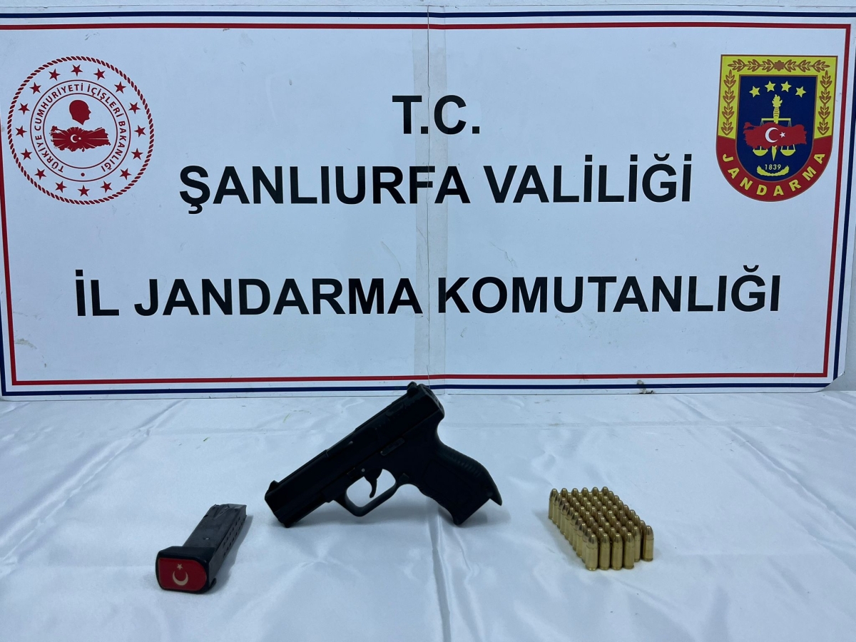 Şanlıurfa’da Ruhsatsız Silah ve Uyuşturucu Operasyonu: 8 Şüpheliye Yakalandı