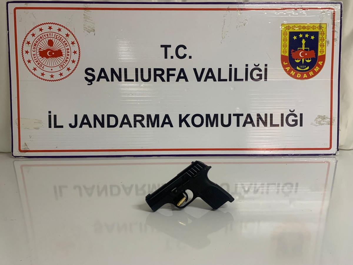 Bozova’da Silah Operasyonu: Piyade Tüfeği ve Tabancalar Ele Geçirildi