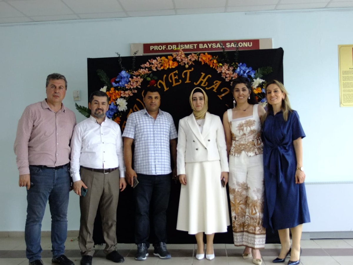 HRÜ’de Ezber Bozan Mezuniyet: Öğrenciler Diplomalarını Almadan İş Başvurusu Yaptı