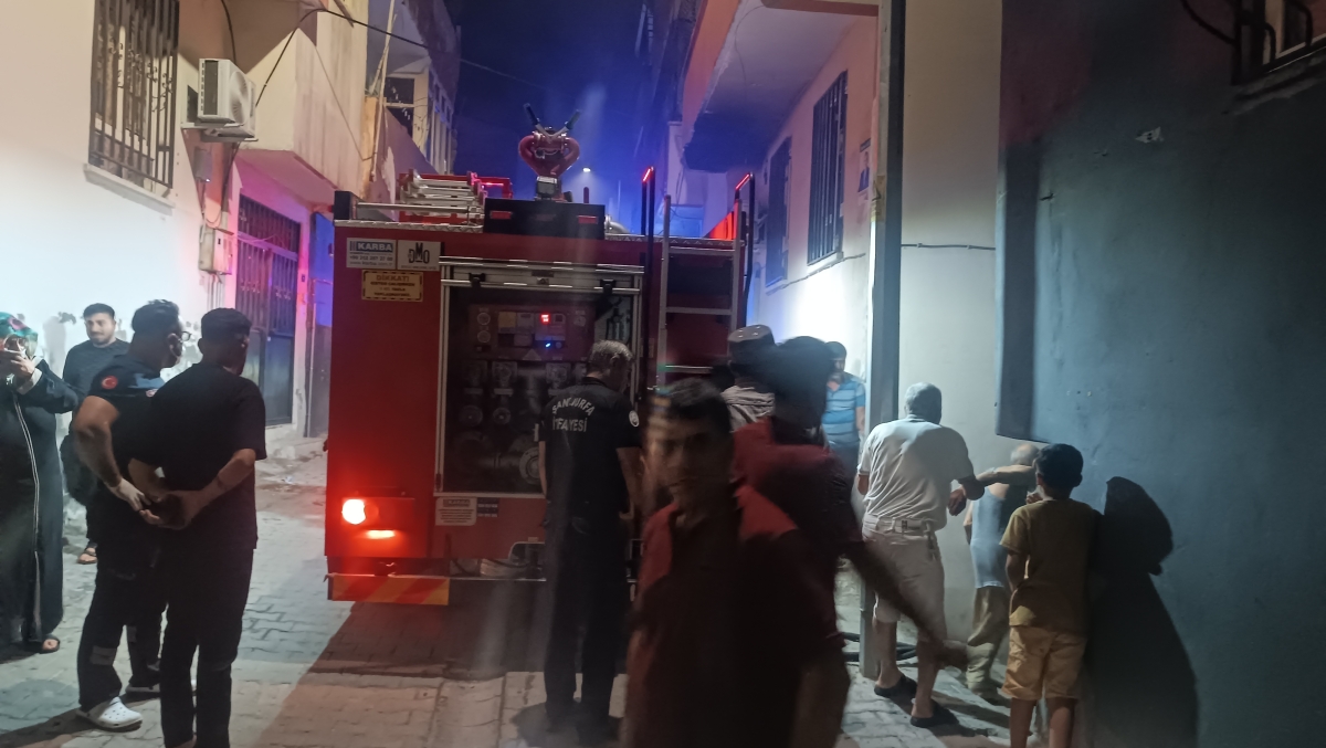 Haliliye’de Ev Yangını: Alevler Korkuttu