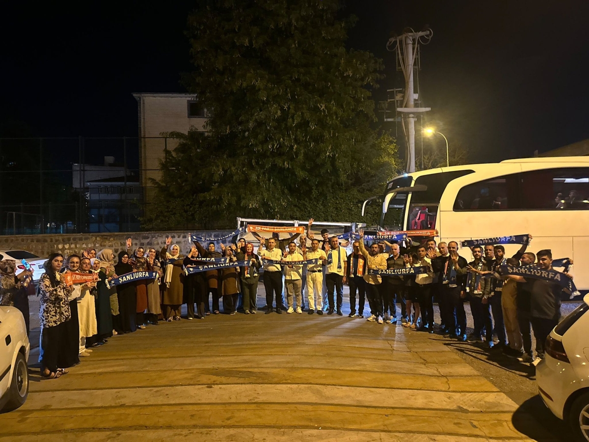 AK Parti Şanlıurfa Teşkilatlarından Malazgirt Zaferi Programına Yoğun Katılım