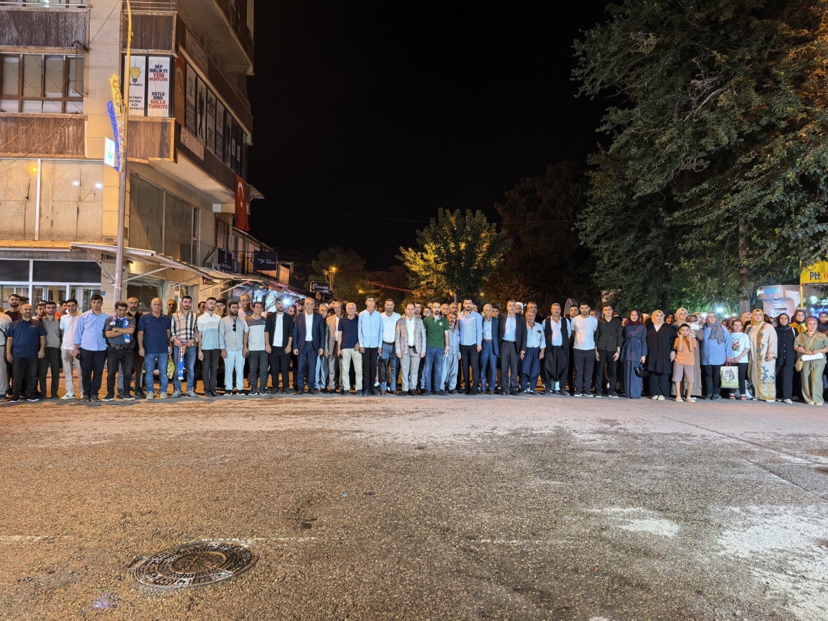AK Parti Şanlıurfa Teşkilatlarından Malazgirt Zaferi Programına Yoğun Katılım