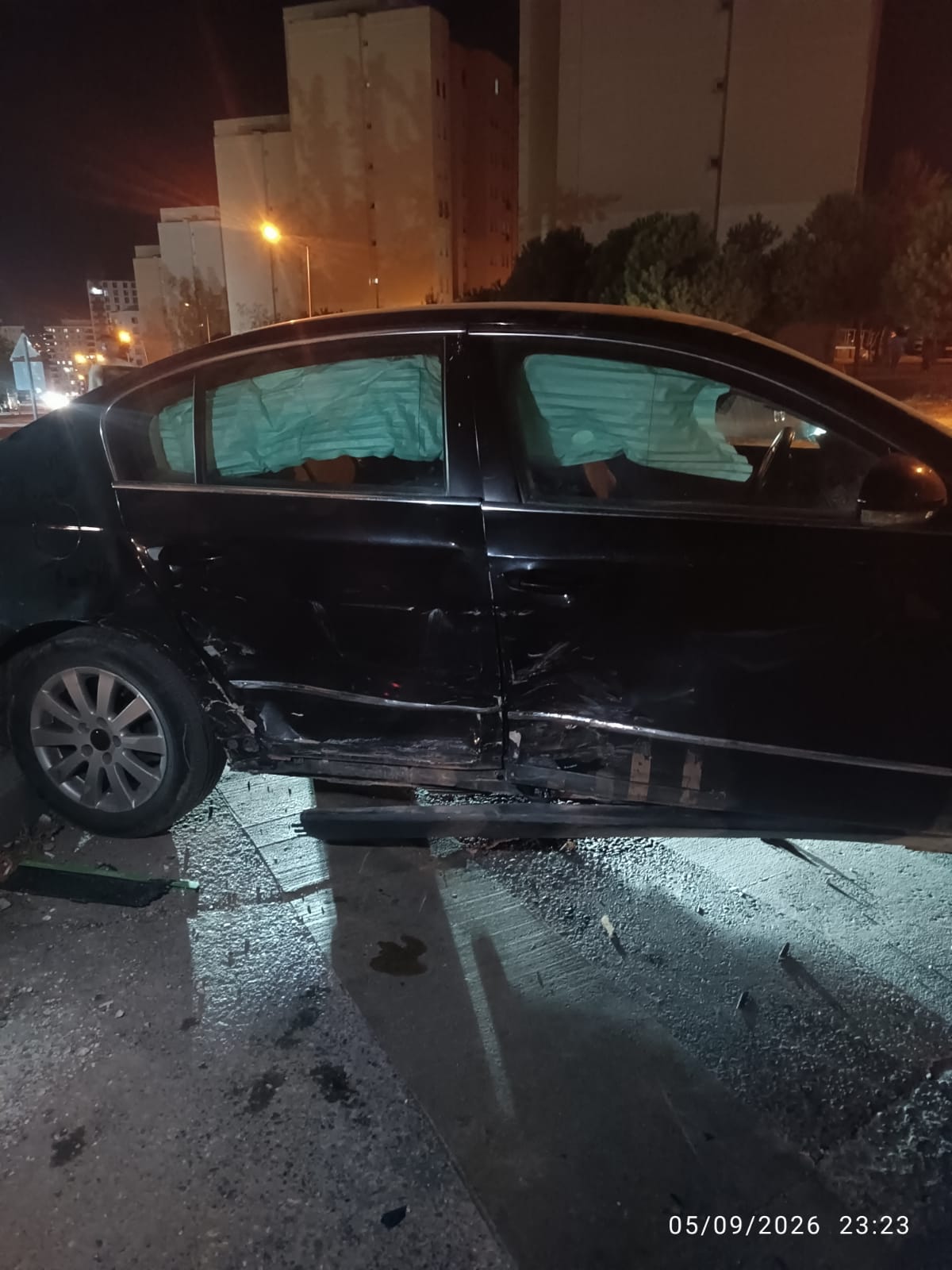 SON DAKİKA | Seyrantepe Maşuk’ta korkutan kaza: Araçlarda ağır hasar