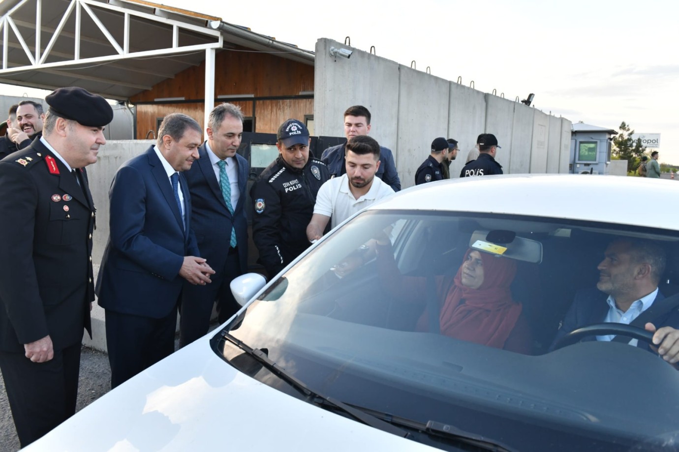 VALİ ŞILDAK'TAN 
