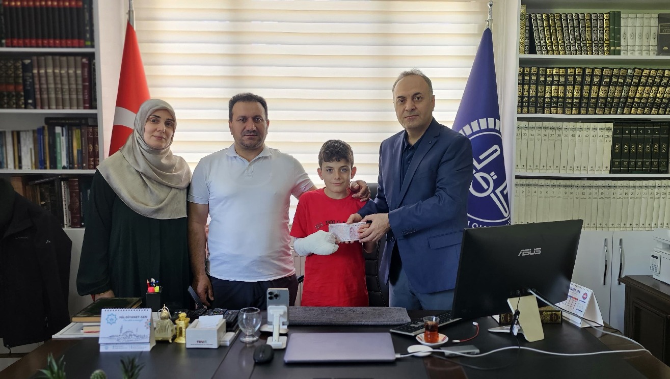 Siverek’ten Gazze’ye Bir Milyon 905 Bin Tl Yardım