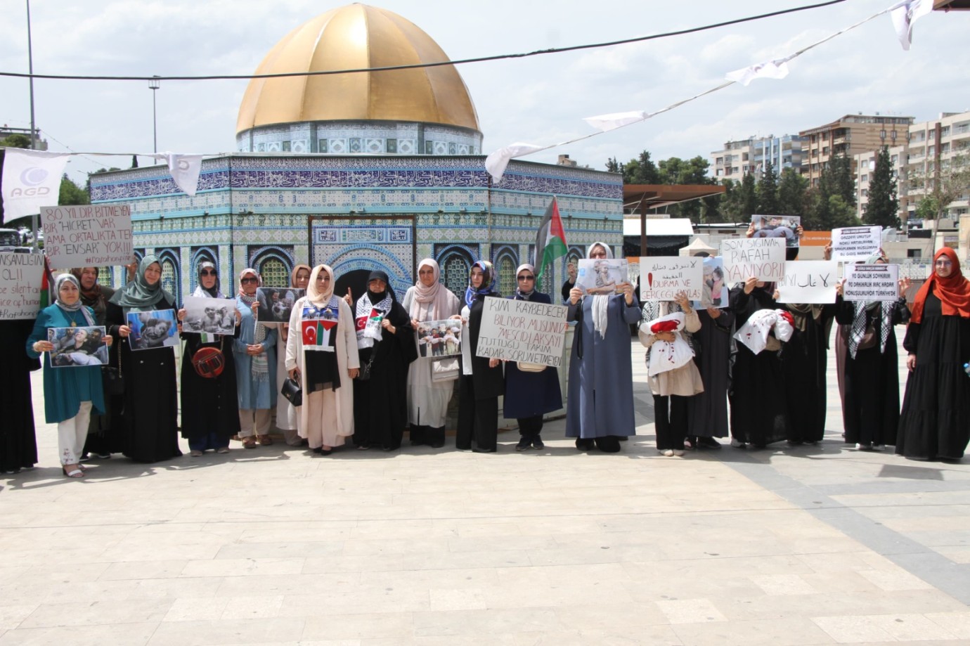 STK Temsilcilerinden İsrail'e Tepki