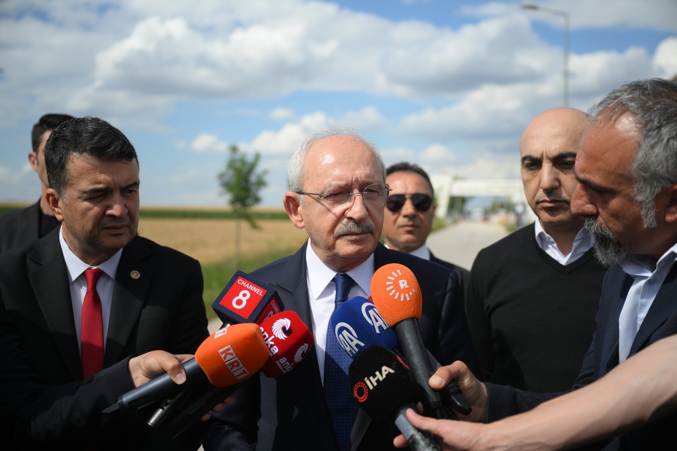 Kılıçdaroğlu, Demirtaş ve Mızraklı'yı Ziyaret Etti
