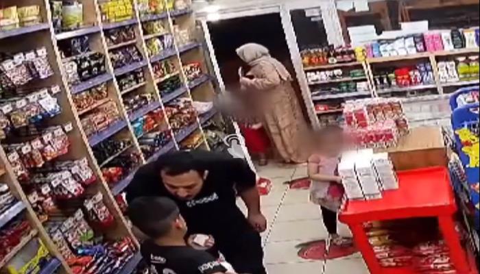 Fatih’te Öfkeli Baba 7 Yaşındaki Çocuğu Önce Darp Etti