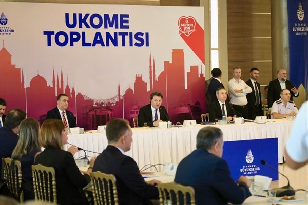 Yeni taksilere çevrim içi uygulamalarla binilebilecek