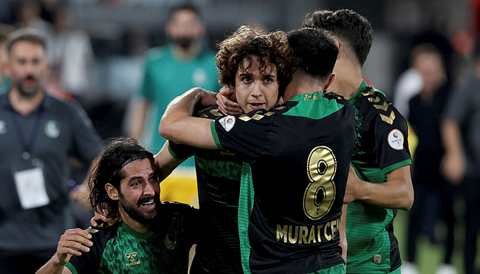 Şanlıurfaspor Deplasmanda Mağlup: Sakaryaspor’dan 2-0’lık Net Galibiyet