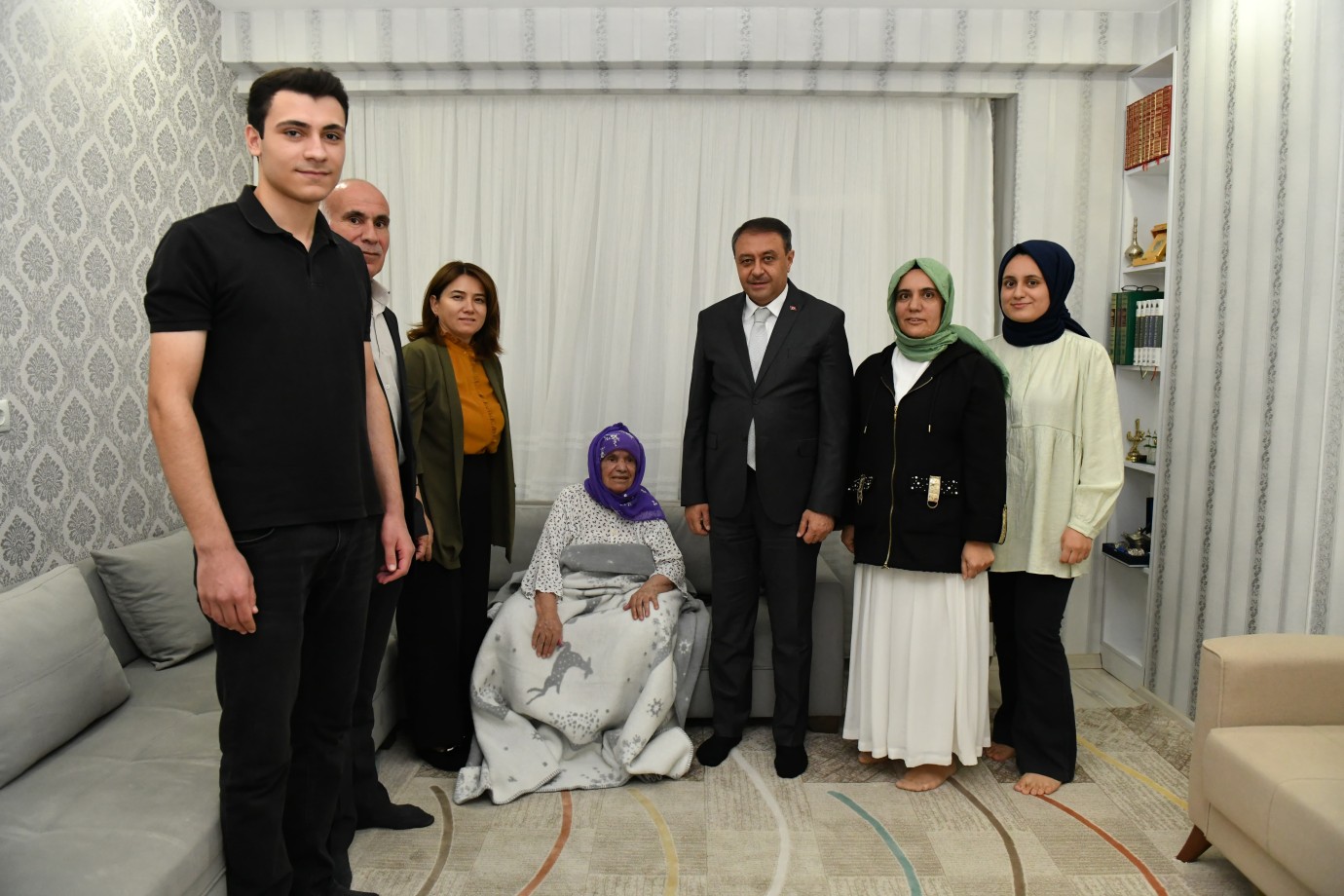 Vali Şıldak’tan Anlamlı Ziyaret: Asırlık Çınarlara Vefa