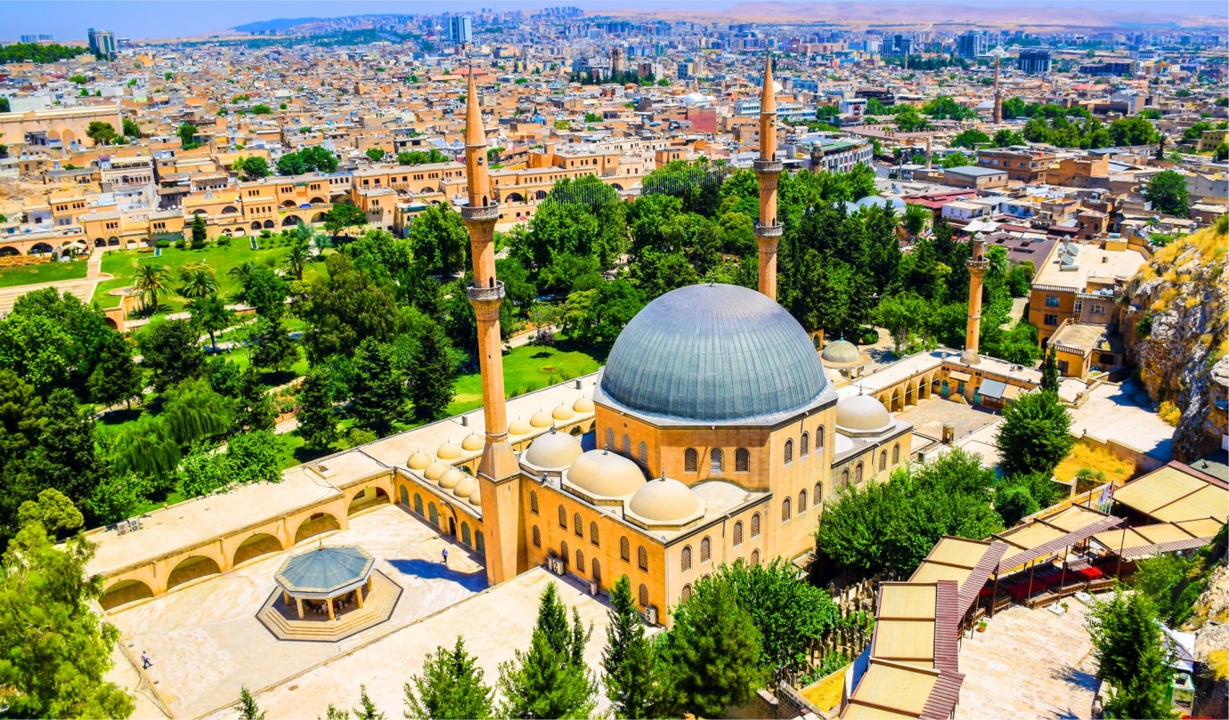 Atatürk Barajı Göz Kamaştırıyor
