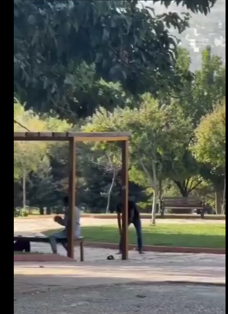 Şanlıurfa'da Uyuşturucu Kullanan Şahıs Parkta Yakalandı