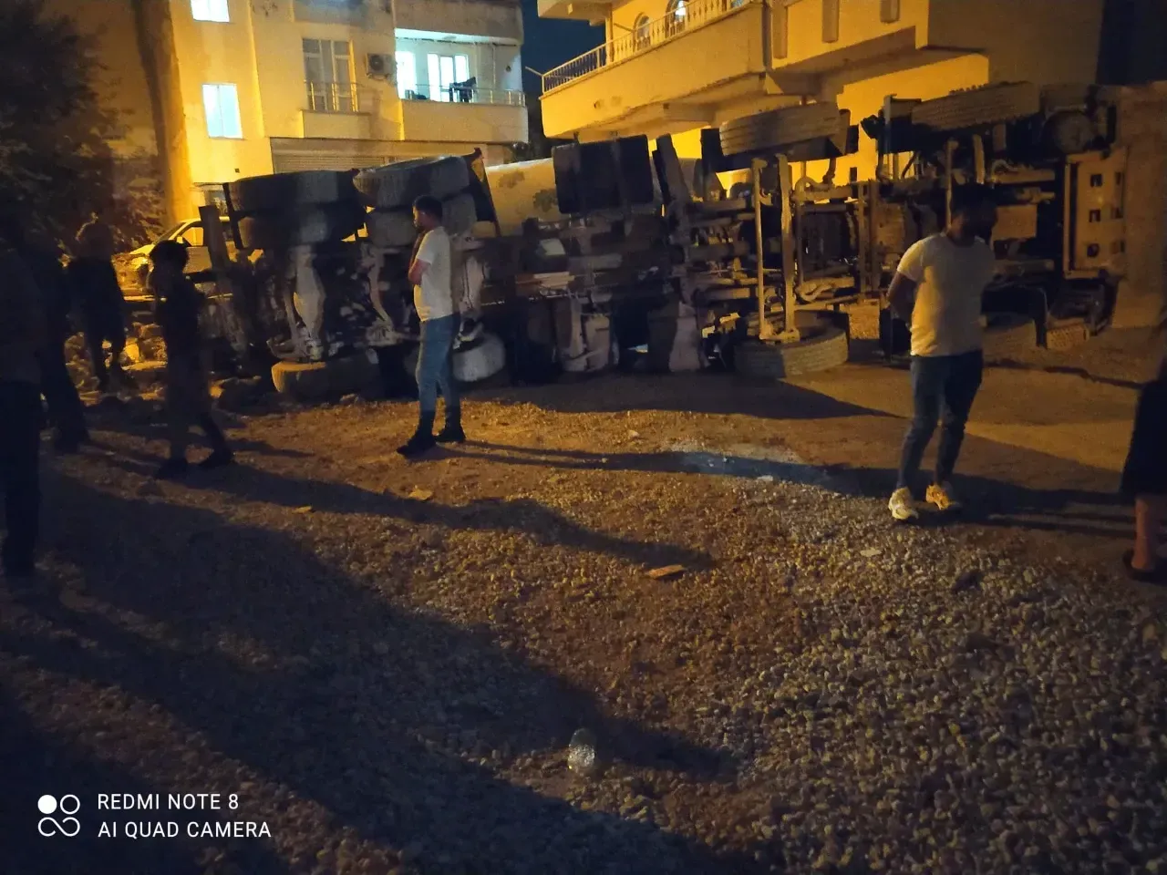Viranşehir’de Beton Mikseri Devrildi
