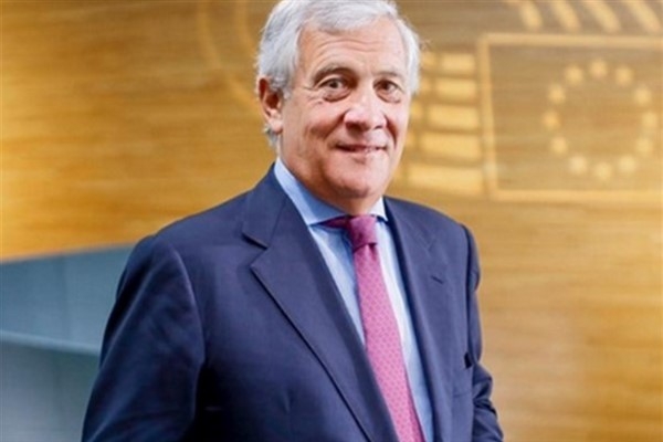 Tajani: İspanya'daki sel felaketinden etkilenenlerin aileleriyle dayanışma içindeyim