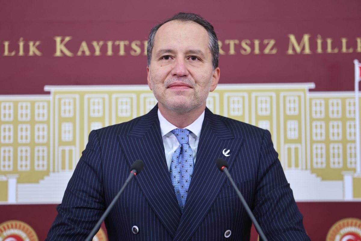 Fatih Erbakan'dan &Prime;kayyum&Prime; açıklaması: Yıllardır aynı senaryo tekrarlanıyor