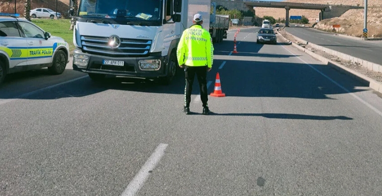 Şanlıurfa’da Ağır Araçlara Sıkı Denetim