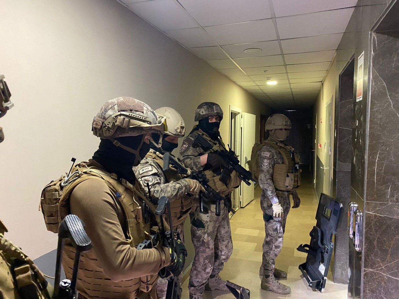 4 İlde Dev Operasyon: Siber Dolandırıcılara Ağır Darbe