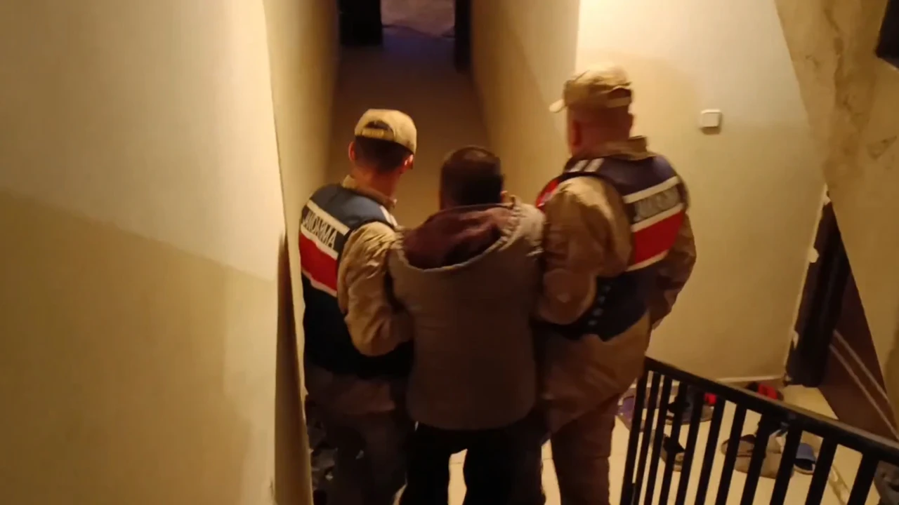 19 İlde PKK/KCK Terör Örgütüne Ağır Darbe