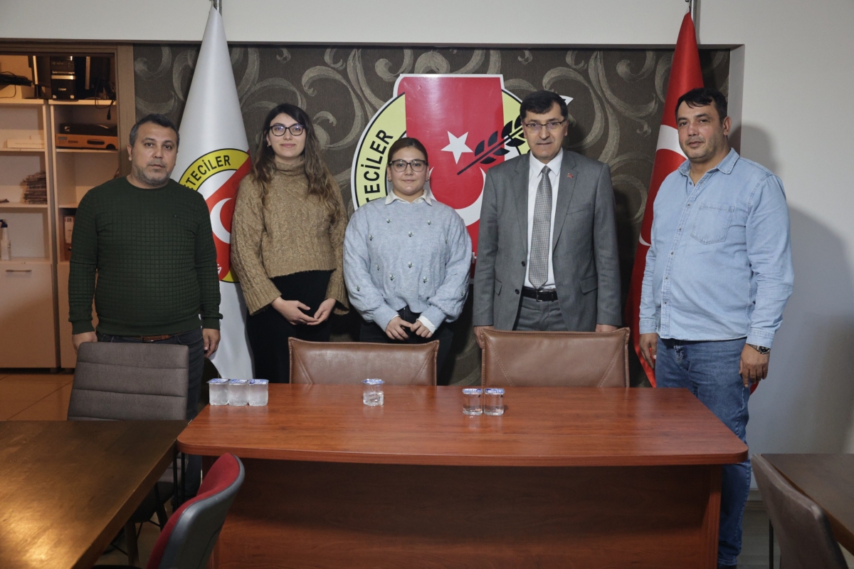 Başkan Kahveci'den Kütahya Gazeteciler Cemiyeti'ne ziyaret