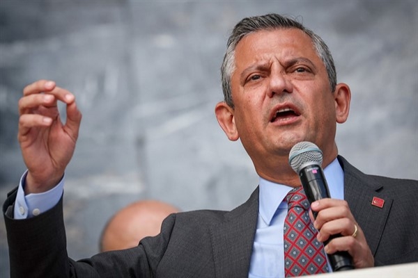 CHP Genel Başkanı Özel: Milletin dediğine isyan darbecinin işidir