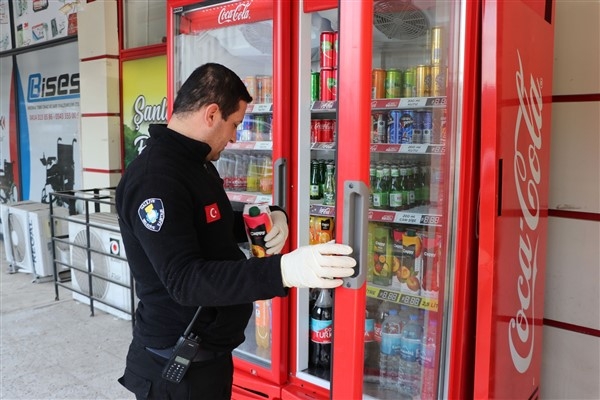 Haliliye Belediyesi, 2 bin 630 adet tarihi geçmiş ürün imha etti