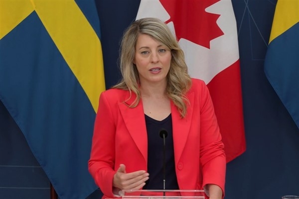 Joly: Münih Güvenlik Konferansı'nda Kemp ile tanışmak benim için büyük bir mutluluktu