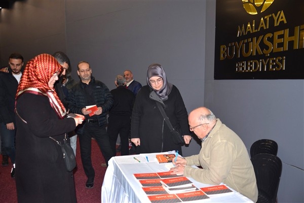 Malatya'da  &Prime;Düşünce Dünyamızın Mimarları&Prime; konulu program gerçekleştirildi