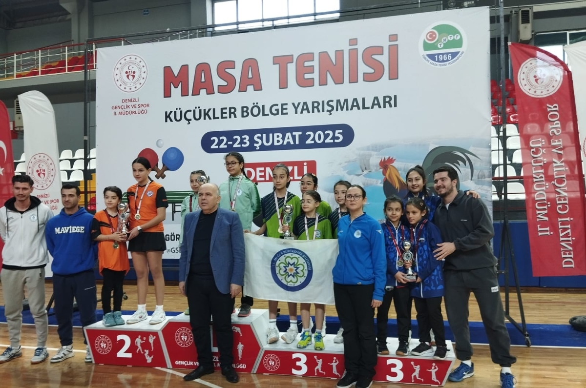 Muğla Büyükşehir Belediyesi Masa Tenisi Takımı 57 takım arasında üçüncü oldu