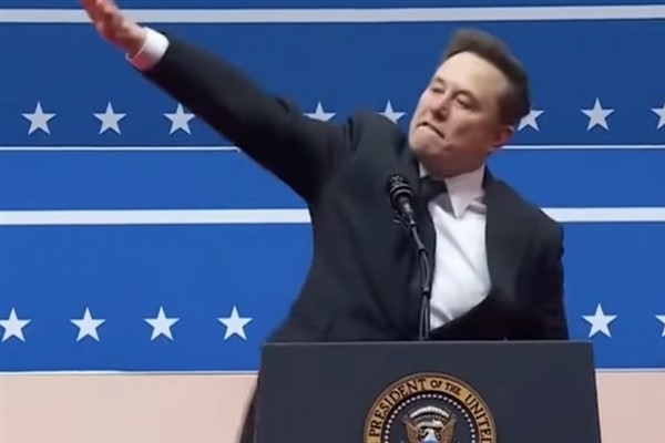 Elon Musk: X'e karşı hala devam eden büyük bir siber saldırı var
