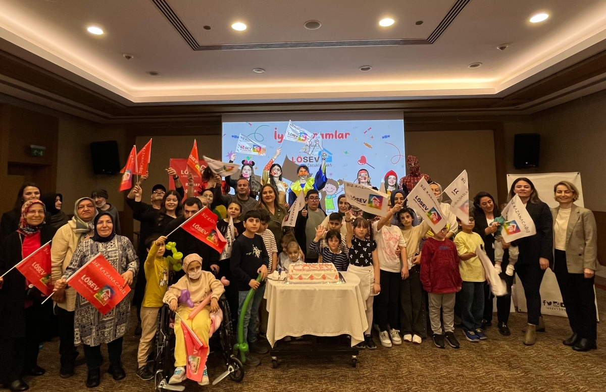 LÖSEV İstanbul'da Ramazan Bayramını kutladı