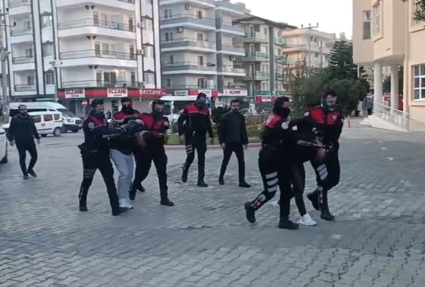 İskenderun'da silahlı yaralama olayı: 2 şüpheli yakalandı