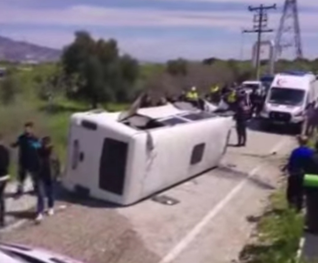 İşçileri Taşıyan Servis Devrildi: 7 Yaralı