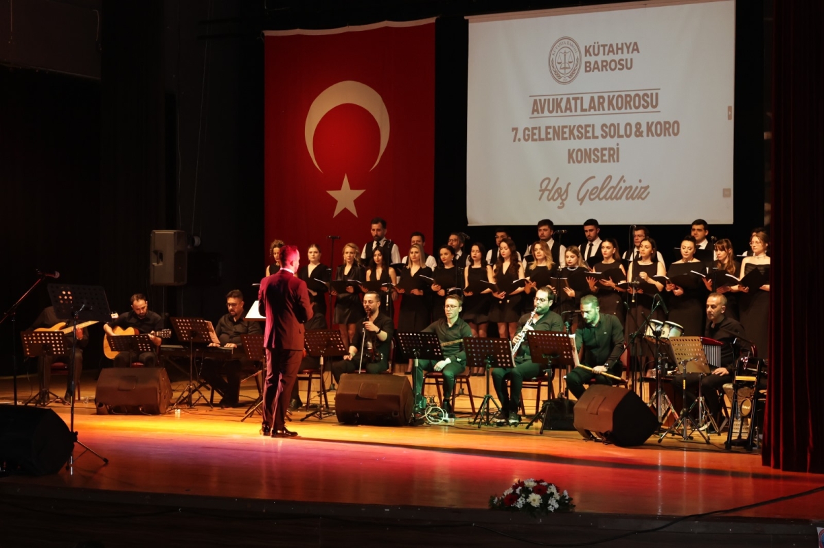 Kütahya Barosu Avukatlar Korosu'ndan 7. Geleneksel Solo ve Koro Konseri