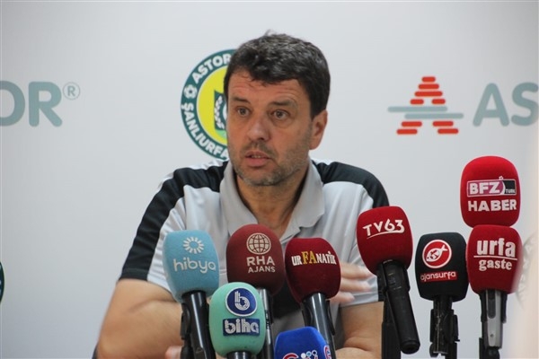 Şanlıurfaspor Teknik Direktörü Arslan, istifa etti