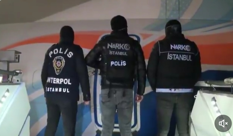 Kırmızı Bültenli Suçlulara Darbe: 2 İade, 1 Süreçte