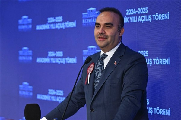 Bakan Kacır: Kurduğumuz 2 tekstil atölyesinde 500 kişi istihdam edilecek