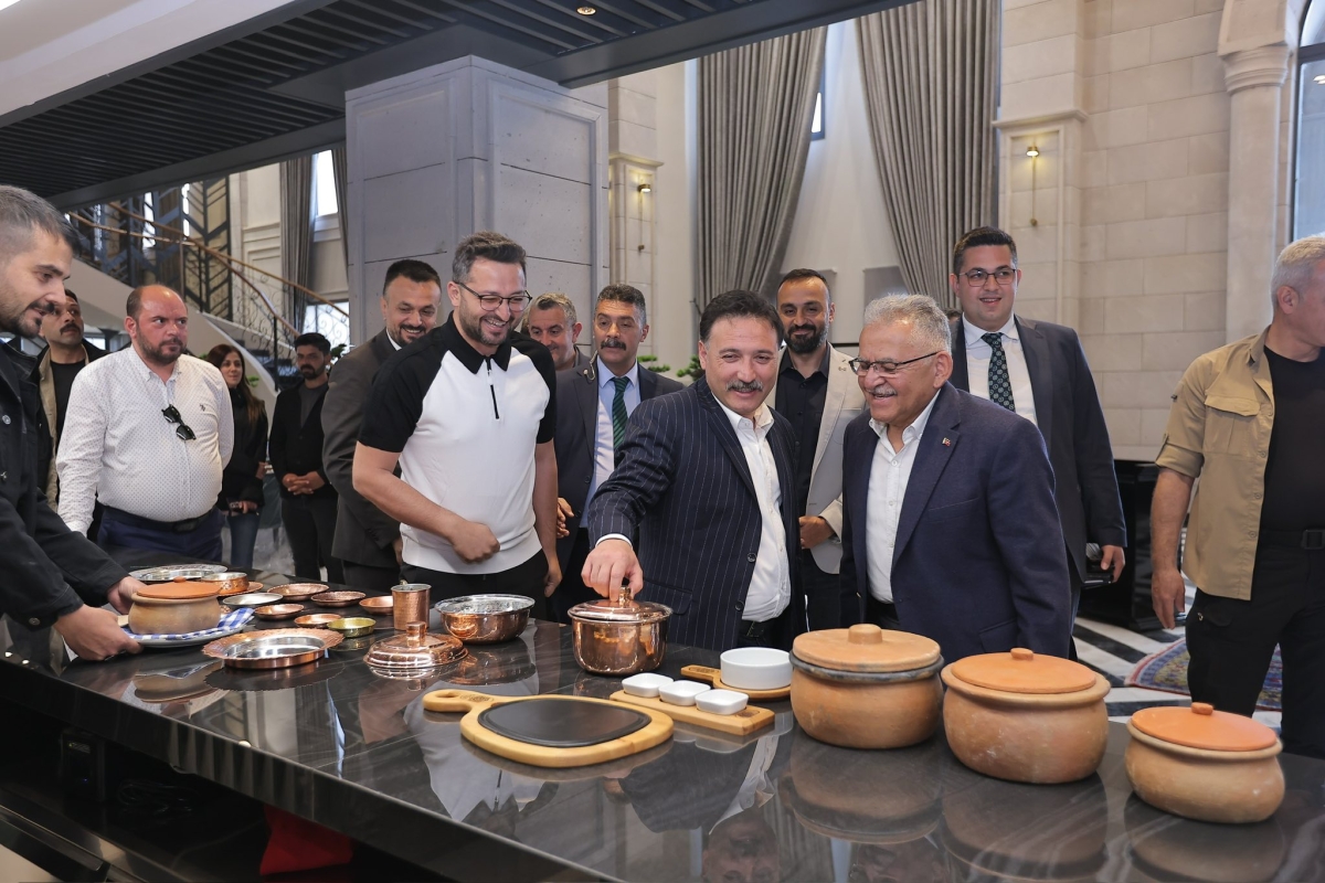 Başkan Büyükkılıç, Vali Çiçek ile Mutfak Sanatları Merkezi'ni ziyaret etti