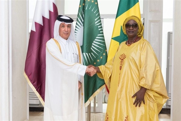 Katarlı Bakan Al Muraikhi, Senegal Dışişleri Bakanı Fall ile bir araya geldi
