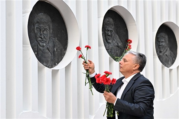 Antalya Muratpaşa Belediye Başkanı Uysal: Tam bağımsız Türkiye mücadelesi devam edecek