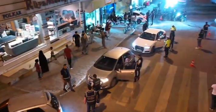 Şanlıurfa’da Narko Alan Operasyonu: 2 Gözaltı, Uyuşturucu ve Silah Ele Geçti